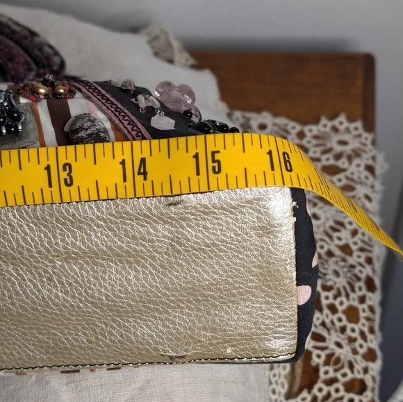 Mary Frances hand bag beads fabric - Picture 9 of 17